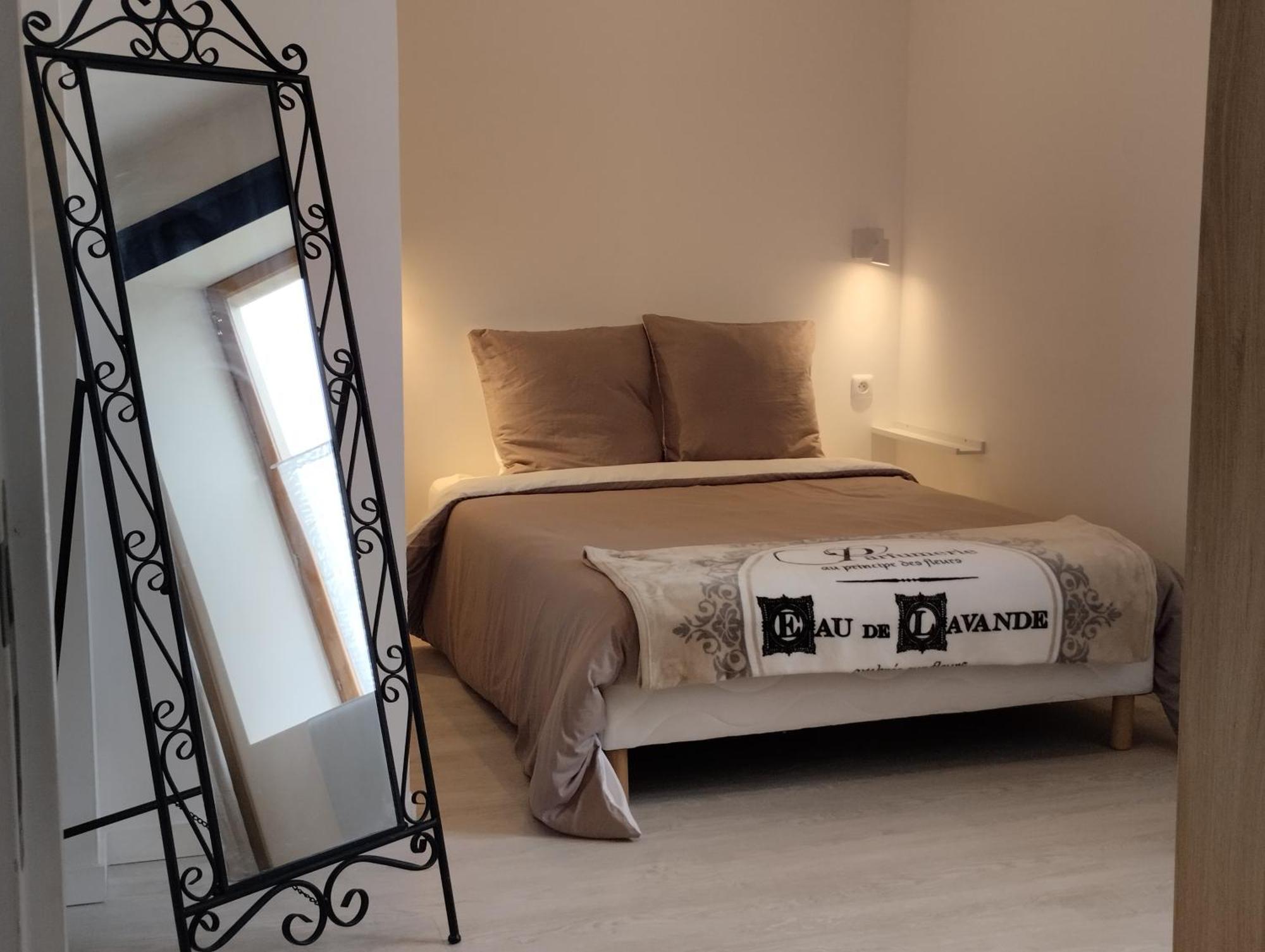 Manoir De La Guignardiere : The Ou Cafe ? Chavagne Exterior foto